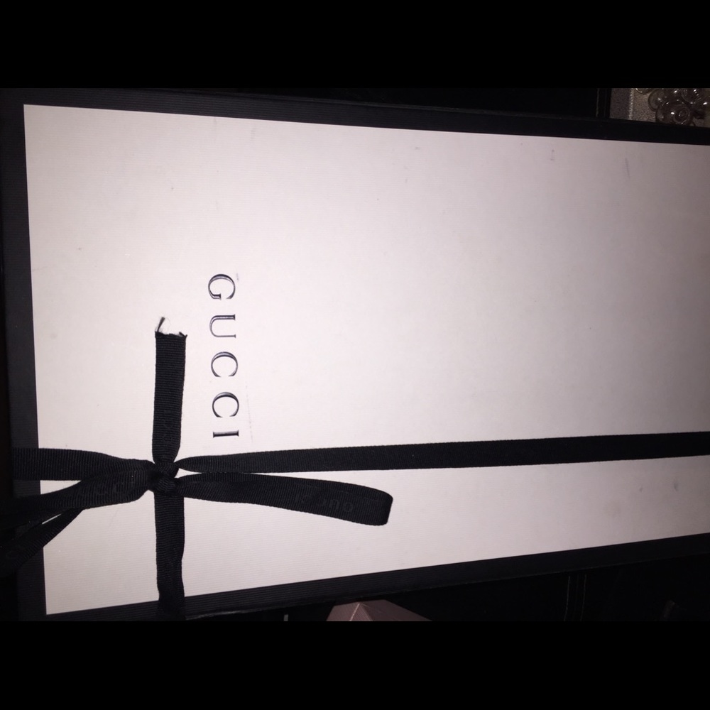 Brand new never worn Gucci handbag.